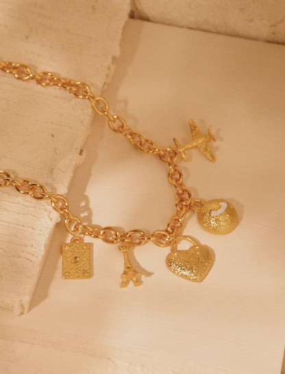 Cadena Muse Charm