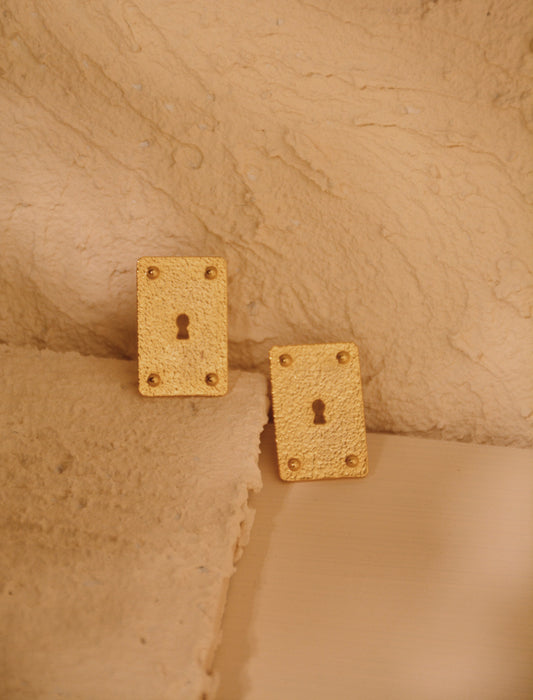 Aretes Curiosa